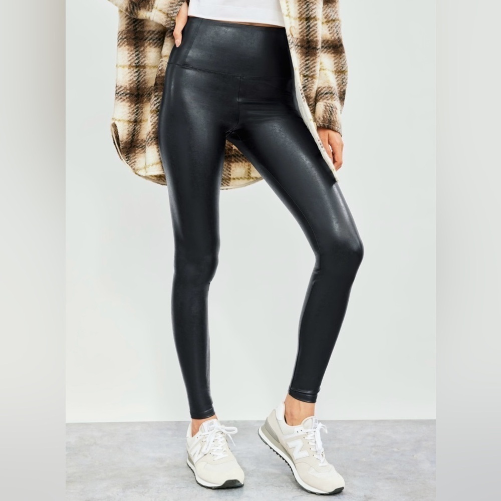 Aritzia Wilfred Free‎ Vegan Leather Daria Pant Size XS